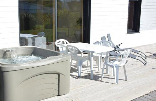 Maison bord de mer avec jacuzzi - Photo 2