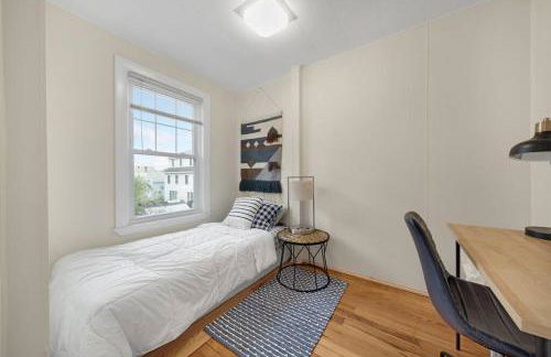 5BR 2BH Bright & Spacious Apt in Brighton - Foto 16
