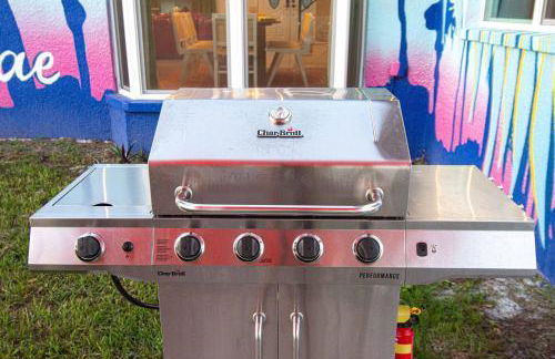 NEW-Heated Pool-Pickleball-Hot Tub-Movie Theater-Game Room-Playset-Basketball-10 Beds - Foto 72