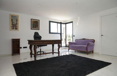 complete luxury house with garden - Foto 60