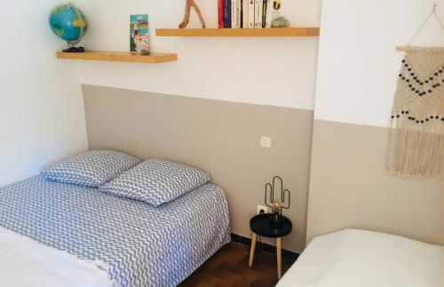 RDC dans maison "ilolil" a 1km plage de la Coudoulière - Foto 21