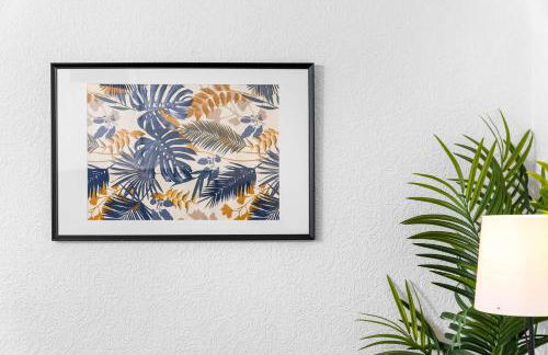 Two Bedroom Apartment - On Street Parking Available - Netflix - Wifi - Top Rated - 311M - Photo 21