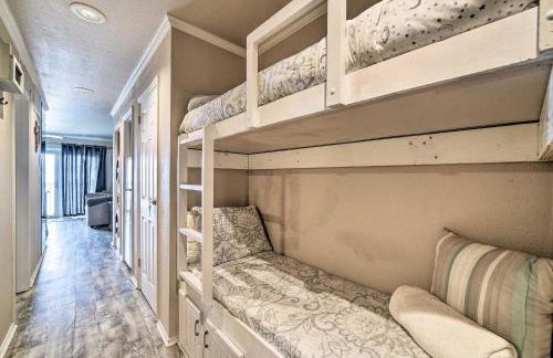 Updated Front Beach Condo with Resort Amenities! - Foto 9