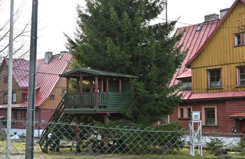 Strażnica Pod Lasem - Foto 44