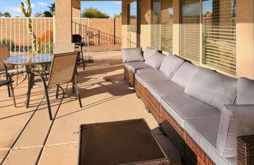 4BR Oasis Private Pool and Large Yard - Foto 3