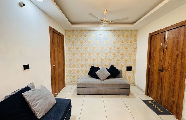 HomeEscape Luxe 2BHK Penthouse Near LIG - Foto 16