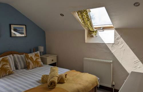 Barton Cottage - Photo 16