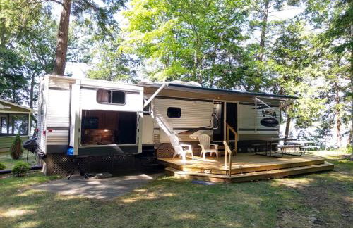 Lakefront! Twin Birch Resort - The Loon - Foto 1