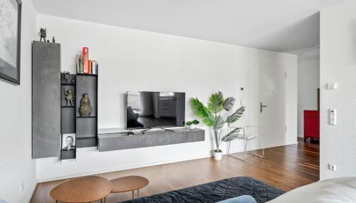 EXQUIS 2BR Luxus Apartment ROLF BENZ I Parken I Netflix I Stadtmitte I Familienfreundlich I Mercedes-Benz - Foto 5