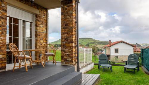 Los cuetos, casa para 6 personas con jardín y parking, a pocos minutos de Suances - Foto 3, Garden