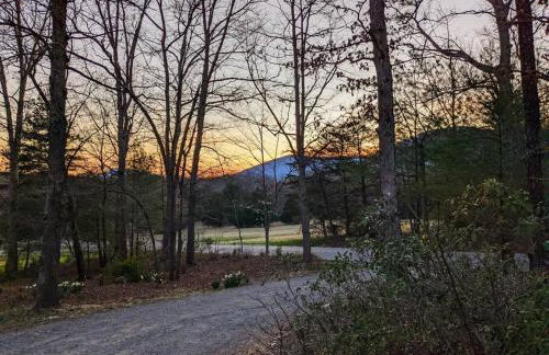 Oasis on 151 - Ideal Location on Brew Ridge Trail - Foto 20