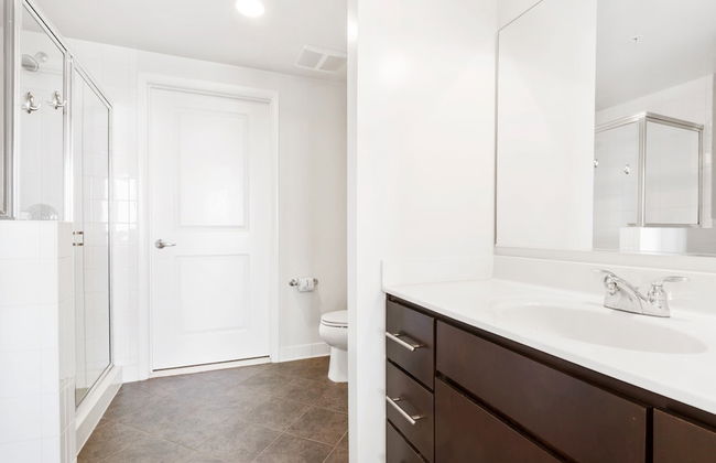 Global Luxury Suites at The Convention Center - Foto 17