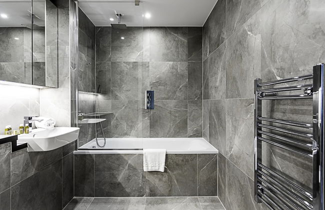 Icon Tower Flat One - North Acton - Photo 15