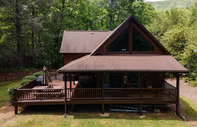 Tree Top Lodge - Gorgeous Lake Cabin With Hot Tub & Magnificent Views Of Forests And Mountains! 3 Bedroom Cabin by Redawning - Foto 63