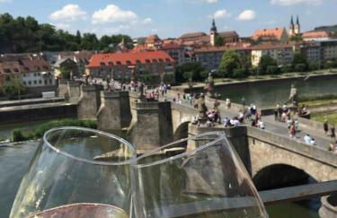 Ferienwohnung Weinbergsblick optimale Stadtnähe - Foto 37