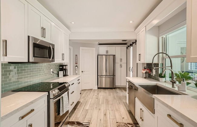 Great Location Private House Pool, Hot Tub, Patio w/ Fire Pit 3br/2ba - Foto 9