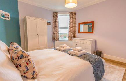 Sully's Cove, stylish apartment near Southwold Pier - Foto 17