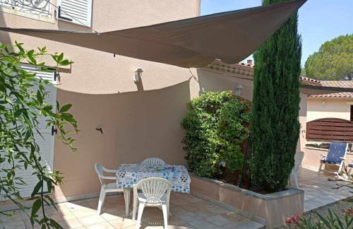 Anduze Gîte Les Lauriers au "Petit Clos des Cigales" - Foto 6