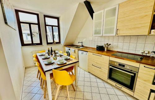 Massive Karli Loft - over 130 meters floor space - home theater room - 4 private sleeping areas - best location in Leipzig - Foto 1