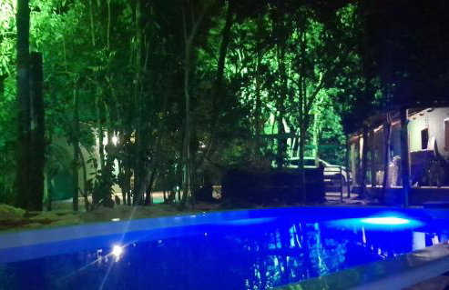 CHaLéS GuiGó, Refugio em meio a natureza - Photo 41