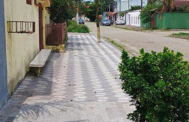 Casa aconchegante com churrasqueira e piscina para um ambiente familiar - Photo 12