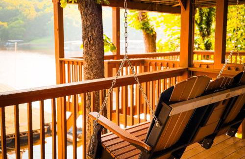 Lakefront 4BD2BADockGrillDecksFirepit-12PP - Photo 55