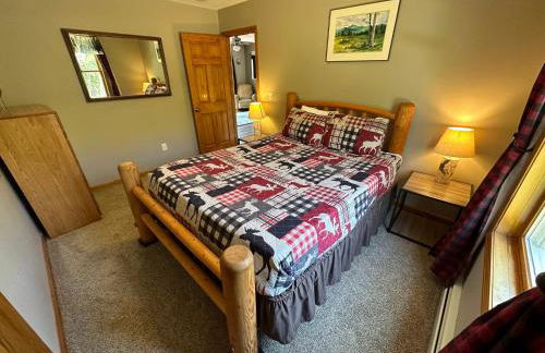 1800ML - As Seen on TV 1 mile from skiing great views hot tub fire pit beach Pool gym passes - Foto 24