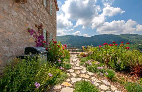 Charm, luxury, stunning views, villa with pool - Foto 36