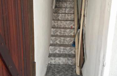 Suíte e cozinha, entrada compartilhada - Foto 7