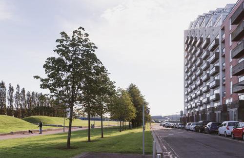 Lovely 2-Bed Flat Glasgow Harbour FREE parking - Pass the Keys - Foto 26