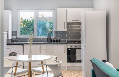 Luxury Tottenham Stadium Retreat - 2 minute walk to stadium - Foto 11