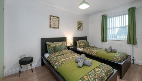 Modern 3BR Home - Designated Parking - Groups - Foto 4