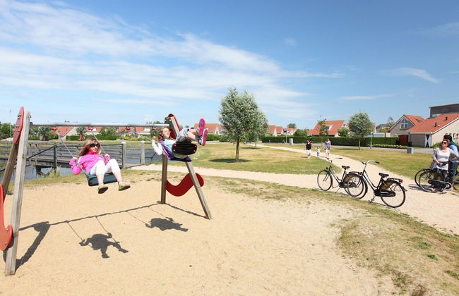 Bungalow in Zeebad Near the Beach - Photo 20