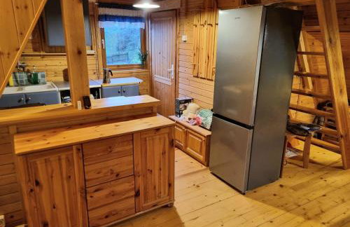 Chatka Baby Jagi - Domek z balią i kominkiem w lesie pośród jezior - Foto 26