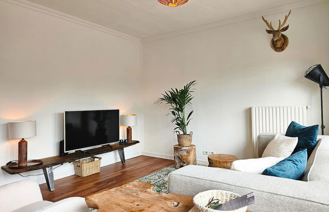 Beautiful Holiday Home With Spacious Garden - Photo 10