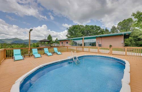 Mountain View and Fire Pit Modern Copperhill Home - Foto 24