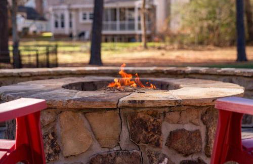 Spacious Family Getaway ~ Fire Pit~ Private Office - Foto 50