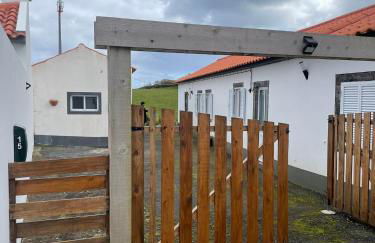 House In The Valley - Photo 19