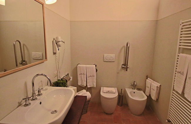 Swim, Savor, and Stroll in Umbria - Foto 19