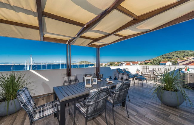 Good Life, Luxury Seafront Apartment - Foto 25