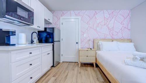 Pink Flamingo Studio Apartment - Foto 2