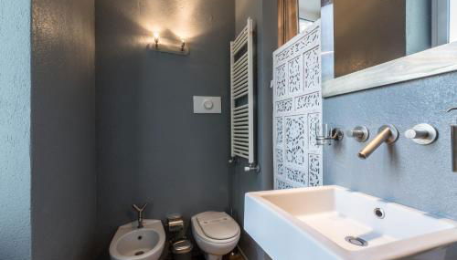 Porta Venezia Open Space - Due passi dal Duomo - 2 bagni - Foto 3, towels, Shower