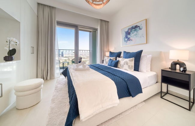 Classy Downtown 2BR w City View Balcony - Photo 18