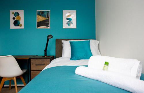 GERARD WALK - Spacious Home, High Speed Wi-Fi, Free Parking, Garden - Foto 2