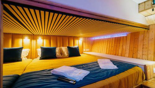 SLEEPBOAT Golden Life Yacth Oporto in Douro - Foto 1