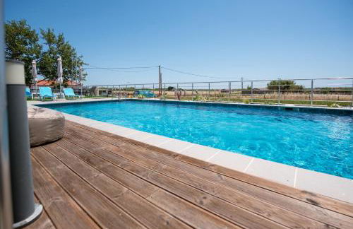 Oasis Apartments - Photo 5