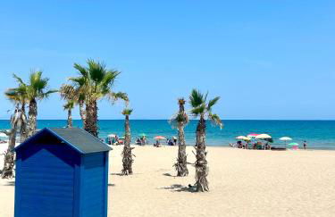 New ! beachfront apartment, swimming pool and sports facilities - Photo 29