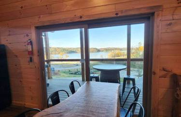Group Friendly Cabin with Spa on the Deck near Tappan Lake in Ohio - Foto 7