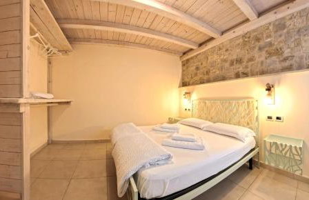 Villa Arianna Lake View Apartments with Pool - Foto 54