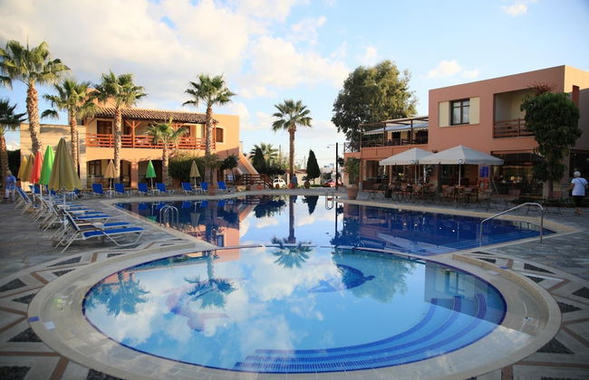 Omega Platanias - Foto 46